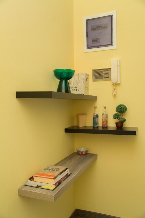 דירות אתונה Cozy Renovated Flat In Koukaki מראה חיצוני תמונה